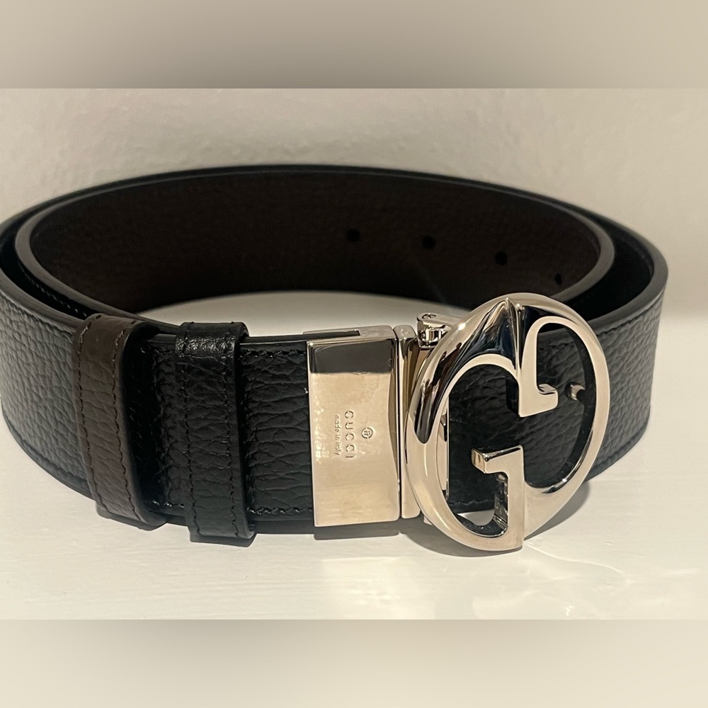 Brand New Reversible Gucci Black & Brown Leather Belt with interlocking G buckle